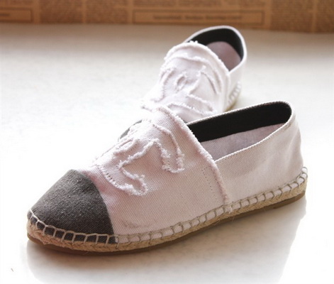 CHANEL Loafers Women--038